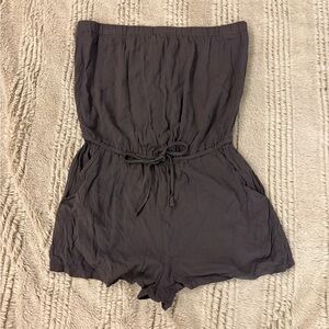 Forever 21 Charcoal Gray Strapless Outfit